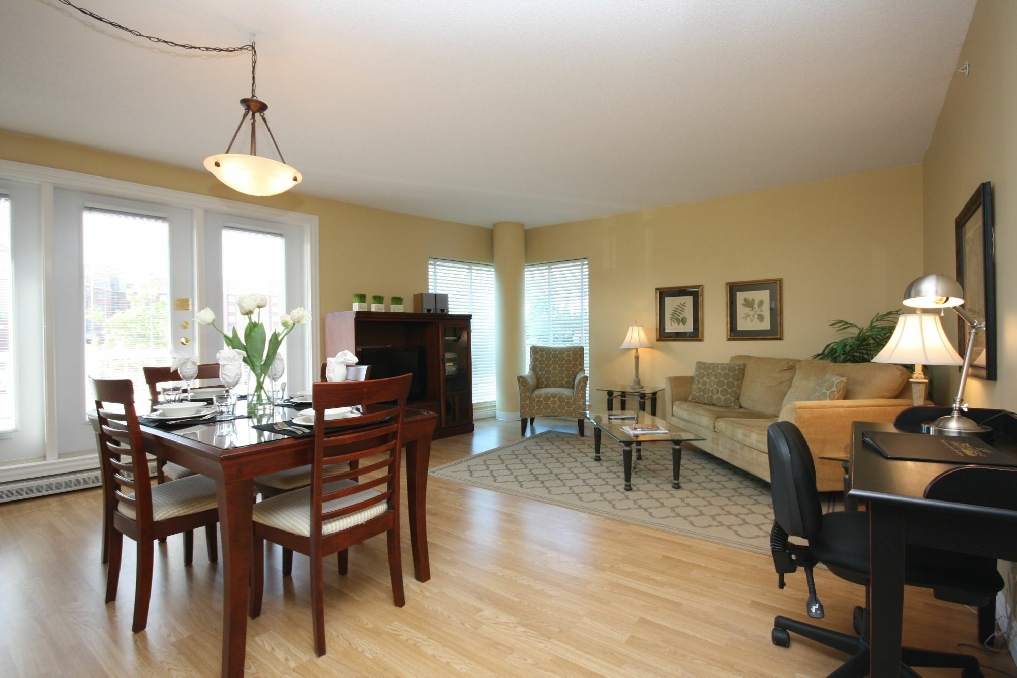 Premiere Suites Moncton Extérieur photo