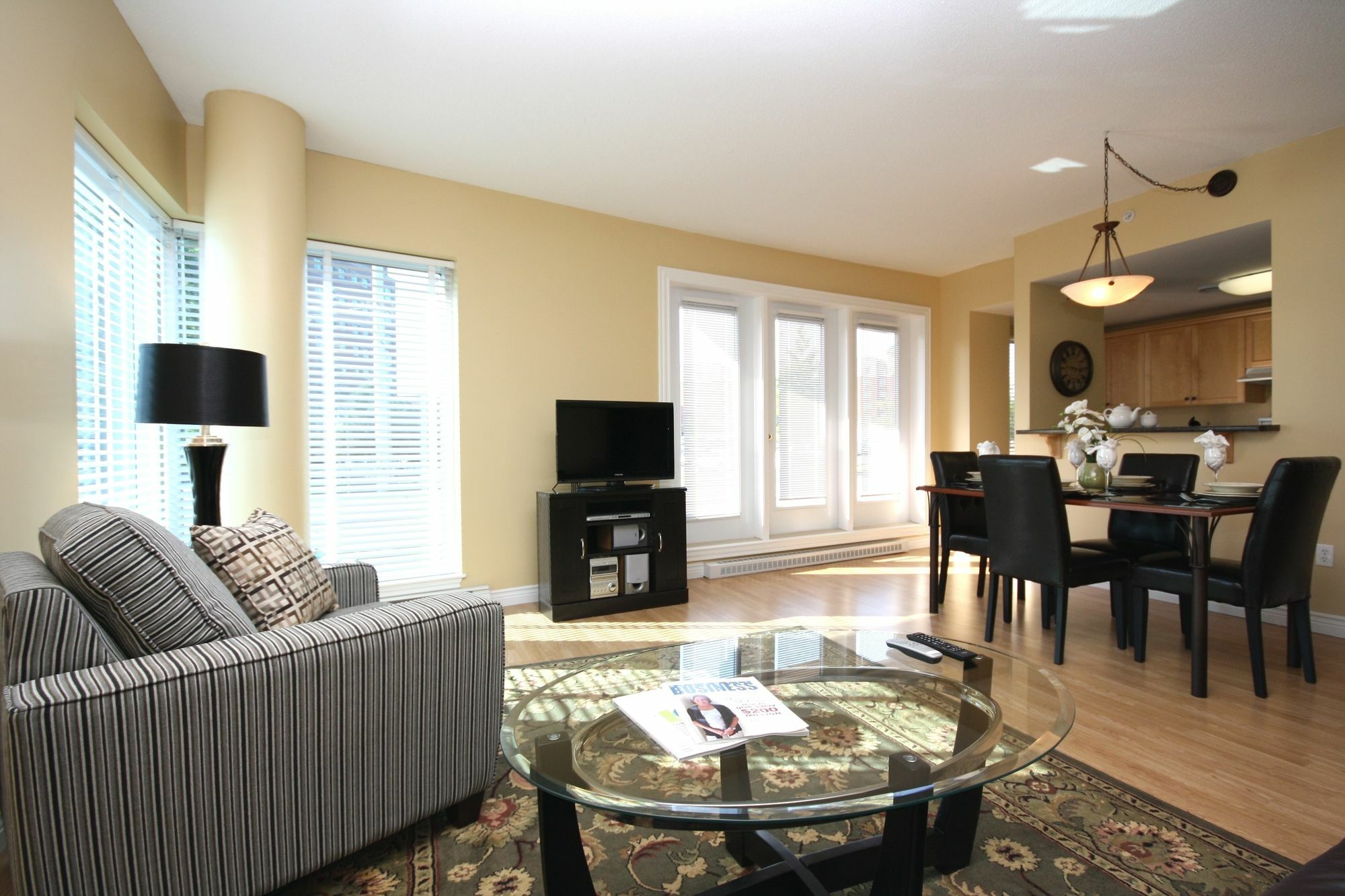 Premiere Suites Moncton Extérieur photo
